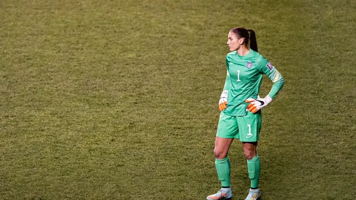 Bí mật giới thể thao: Hope Solo vs. Liên đoàn bóng đá Mỹ - Bí mật giới thể thao: Hope Solo vs. Liên đoàn bóng đá Mỹ