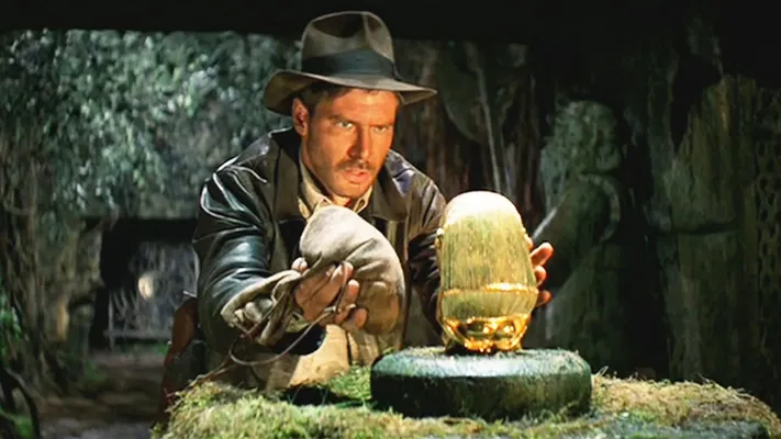 Indiana Jones Và Chiếc Rương Thánh Tích Indiana Jones Và Chiếc Rương Thánh Tích